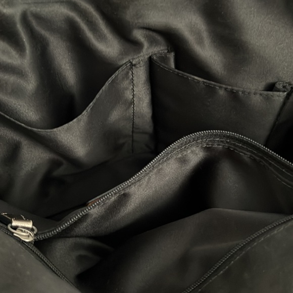 Coach Poppy - Picture 12 of 15